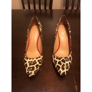 Crown Vintage Pumps